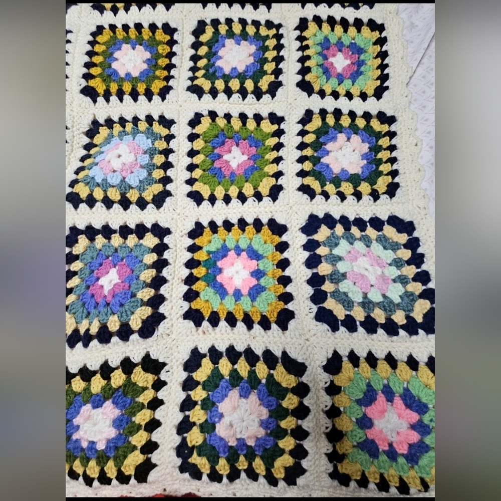 Granny Square Homemade Crochet Throw 38x38 White Vibrant Colors - Picture 2 of 4